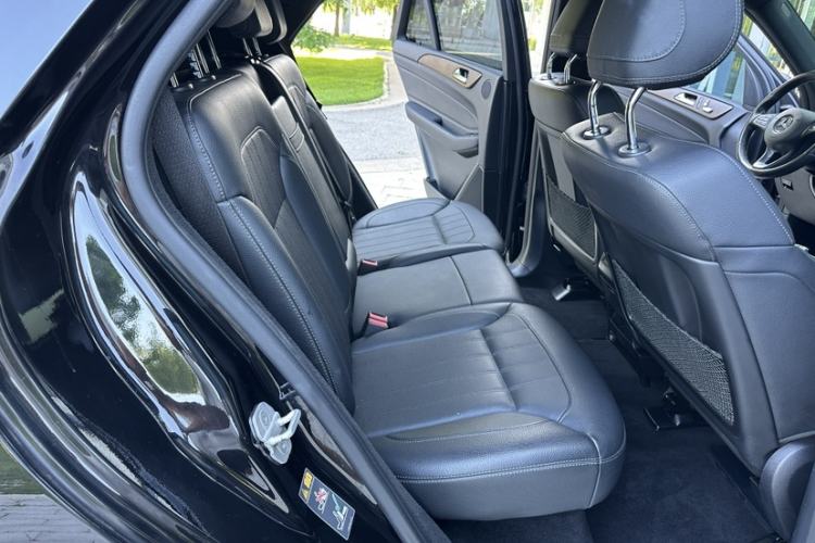Used Mercedes-Benz GLE 2017 GLE 400 4MATIC Interior 11