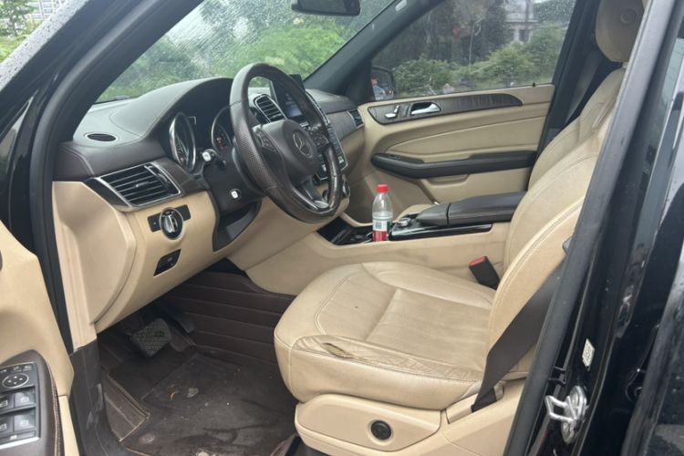 Used Mercedes-Benz GLE 2017 GLE 320 4MATIC Dynamic Model Interior 2
