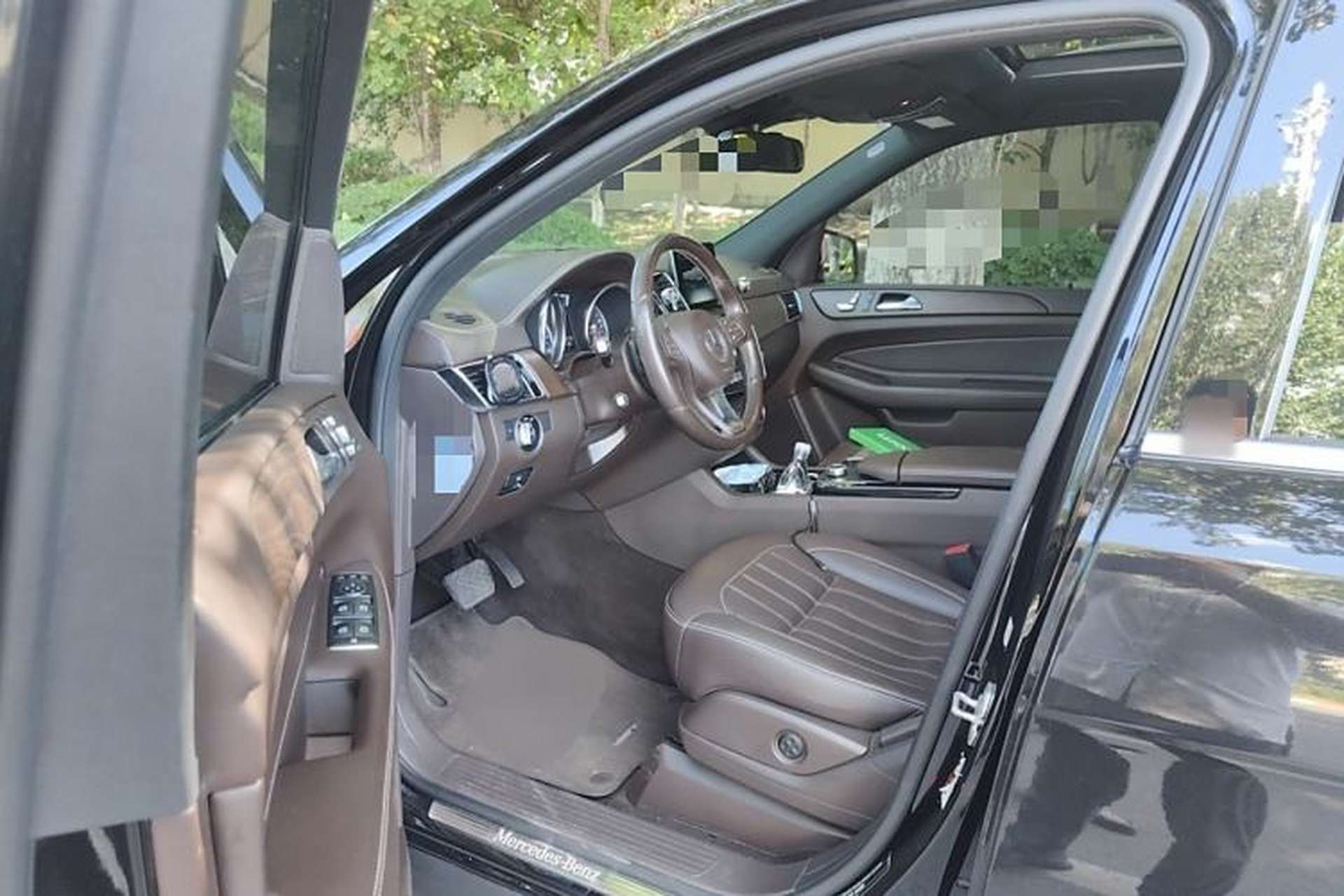 Used Mercedes-Benz GLE 2017 GLE 320 4MATIC Dynamic Model Interior 3