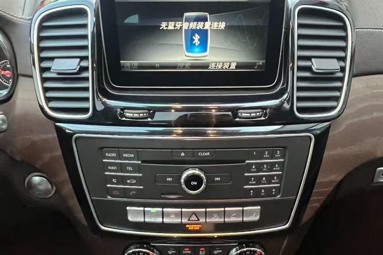 Used Mercedes-Benz GLE 2017 GLE 320 4MATIC Dynamic Model Interior 3