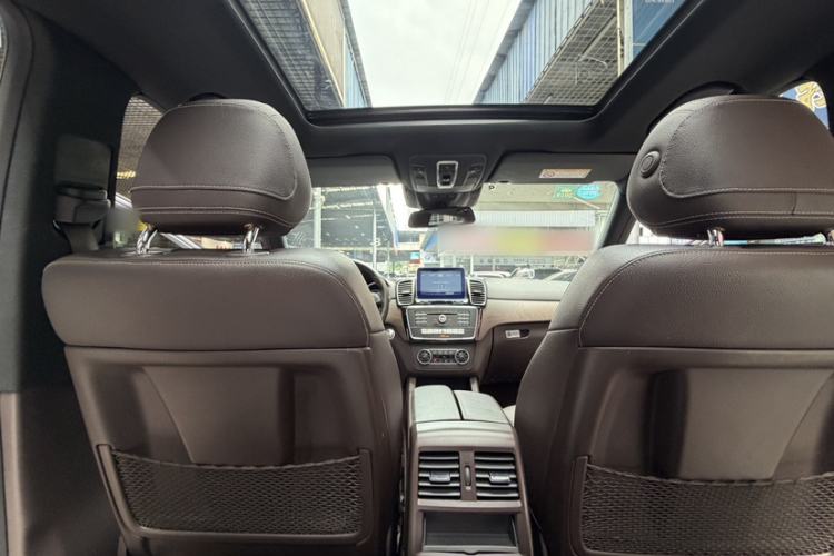 Used Mercedes-Benz GLE 2017 GLE 320 4MATIC Dynamic Model Interior 5