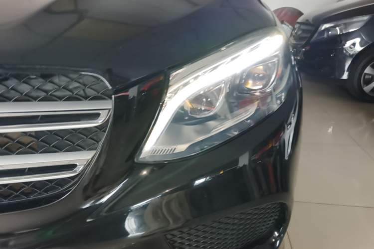 Used Mercedes-Benz GLE 2017 GLE 320 4MATIC Dynamic Model Left Front Headlight