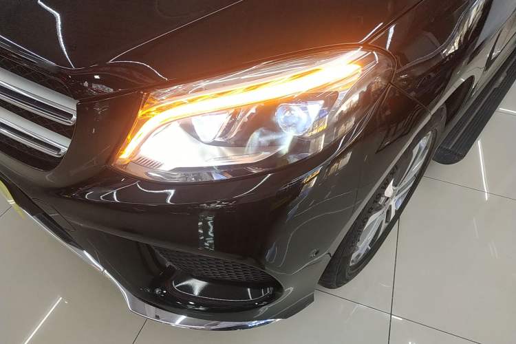 Used Mercedes-Benz GLE 2017 GLE 320 4MATIC Dynamic Model Left Front Headlight
