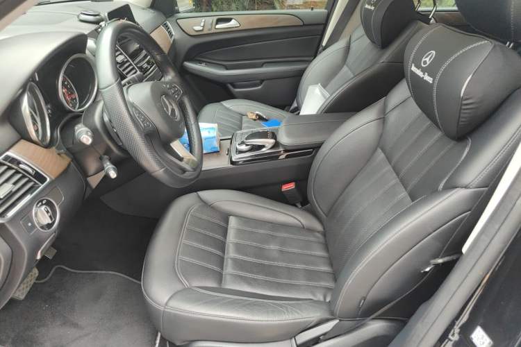 Used Mercedes-Benz GLE 2017 GLE 320 4MATIC Luxury Model Left Front Seat