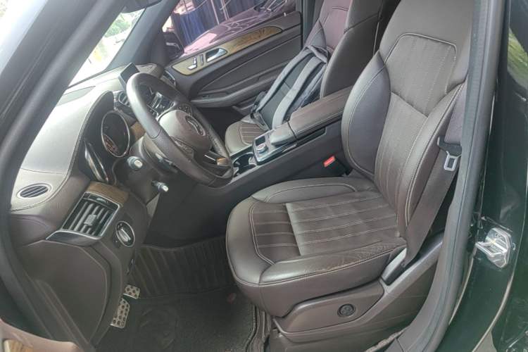 Used Mercedes-Benz GLE 2017 GLE 320 4MATIC Dynamic Model Left Front Seat