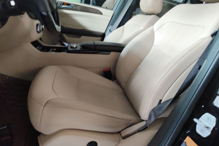 Used Mercedes-Benz GLE 2017 GLE 320 4MATIC Dynamic Model Left Front Seat