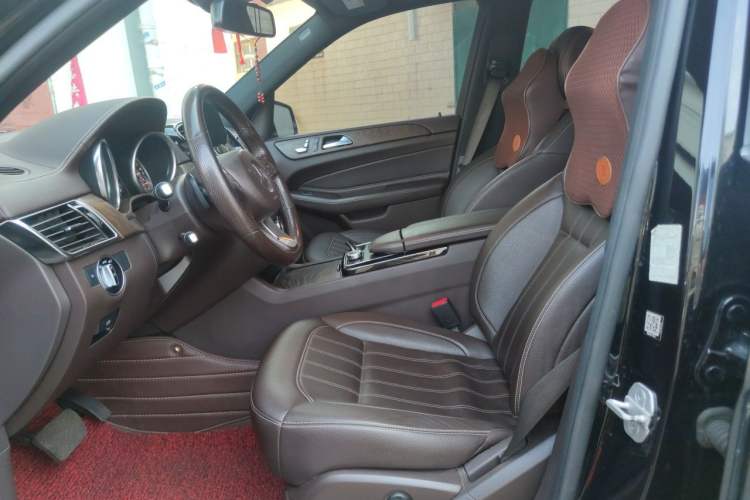 Used Mercedes-Benz GLE 2017 GLE 320 4MATIC Dynamic Model Left Front Seat