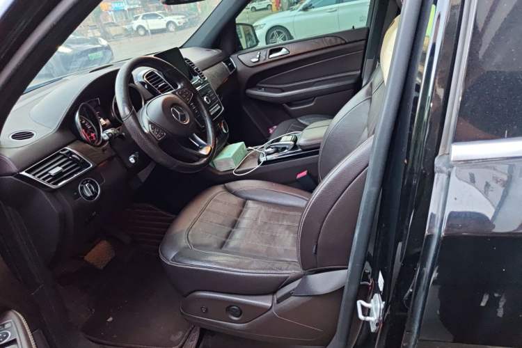 Used Mercedes-Benz GLE 2017 GLE 400 4MATIC Left Front Seat