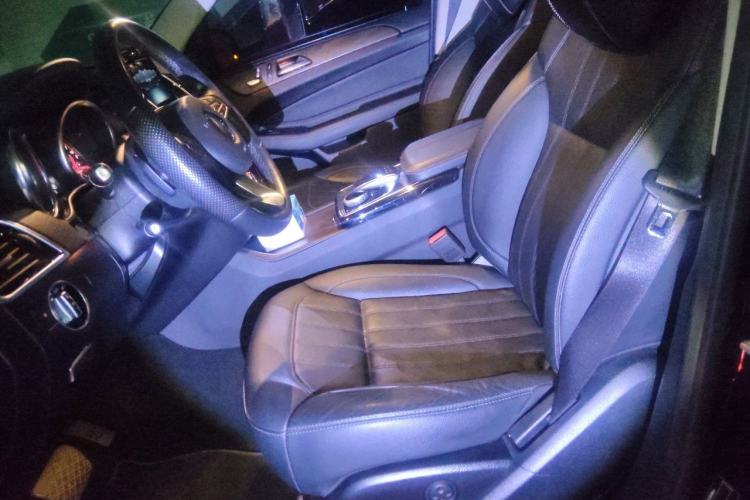 Used Mercedes-Benz GLE 2017 GLE 320 4MATIC Luxury Model Left Front Seat