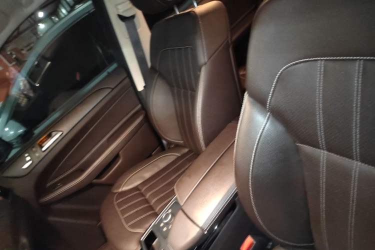 Used Mercedes-Benz GLE 2017 GLE 320 4MATIC Dynamic Model Left Front Seat