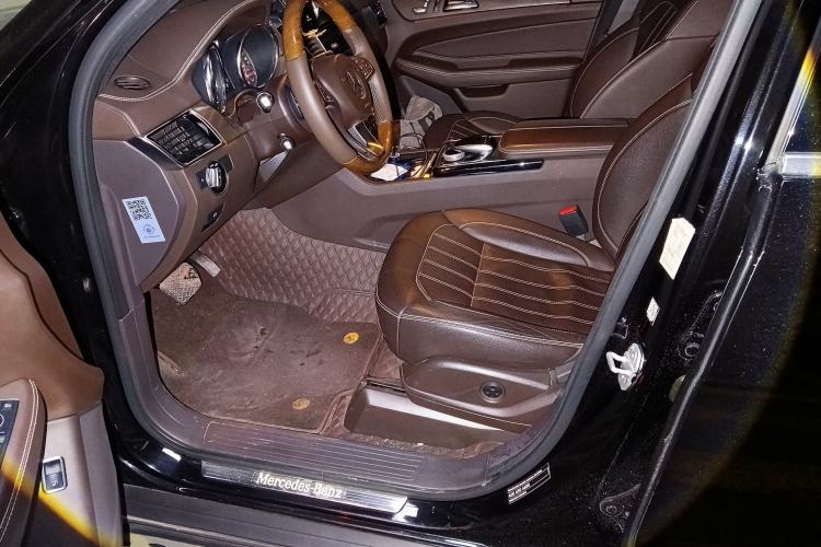 Used Mercedes-Benz GLE 2017 GLE 400 4MATIC Left Front Seat