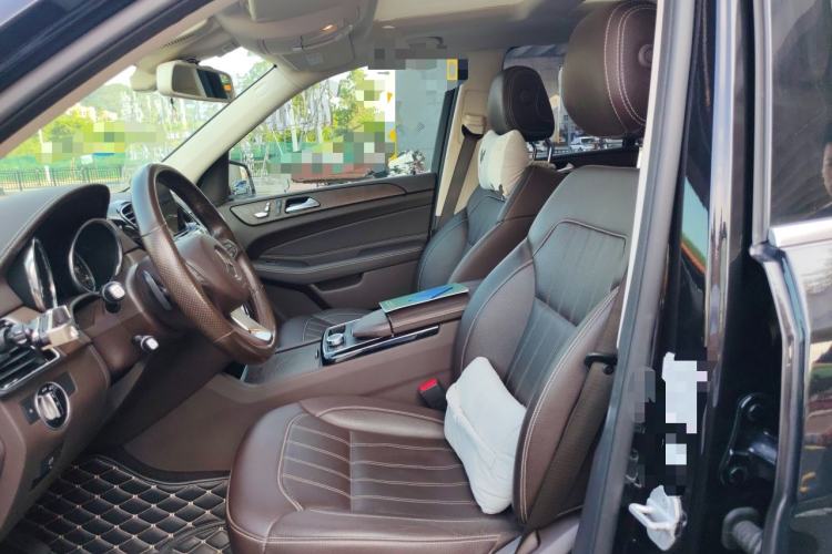 Used Mercedes-Benz GLE 2017 GLE 320 4MATIC Dynamic Model Left Front Seat