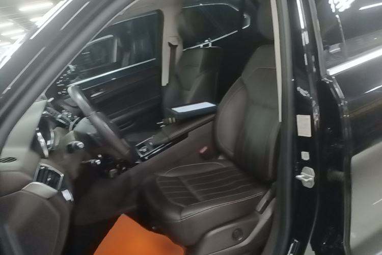 Used Mercedes-Benz GLE 2017 GLE 320 4MATIC Dynamic Model Left Front Seat
