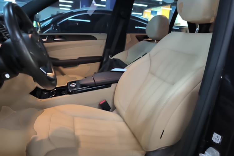 Used Mercedes-Benz GLE 2017 GLE 320 4MATIC Dynamic Model Left Front Seat