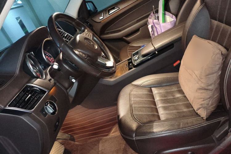 Used Mercedes-Benz GLE 2017 GLE 320 4MATIC Dynamic Model Left Front Seat