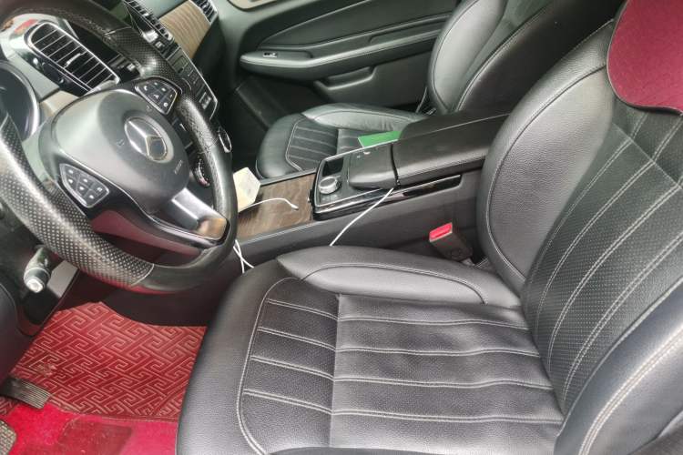 Used Mercedes-Benz GLE 2017 GLE 320 4MATIC Dynamic Model Left Front Seat
