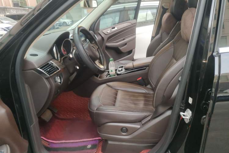 Used Mercedes-Benz GLE 2017 GLE 320 4MATIC Dynamic Model Left Front Seat