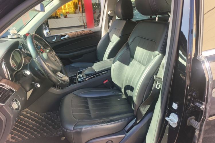Used Mercedes-Benz GLE 2017 GLE 320 4MATIC Dynamic Model Left Front Seat