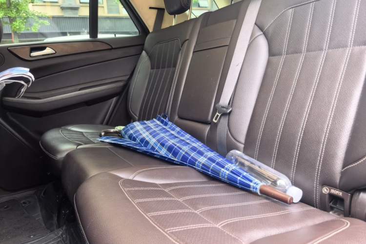 Used Mercedes-Benz GLE 2017 GLE 400 4MATIC Left Rear Seat