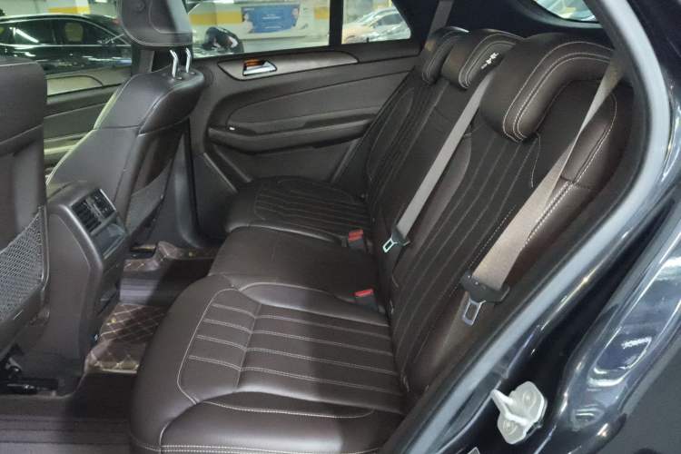 Used Mercedes-Benz GLE 2017 GLE 320 4MATIC Dynamic Model Left Rear Seat