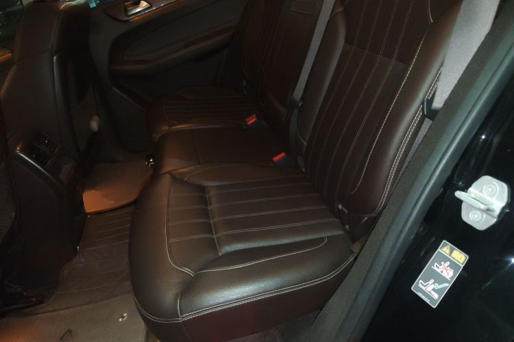 Used Mercedes-Benz GLE 2017 GLE 320 4MATIC Dynamic Model Left Rear Seat