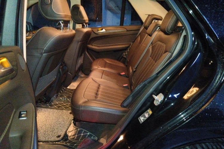Used Mercedes-Benz GLE 2017 GLE 320 4MATIC Dynamic Model Left Rear Seat