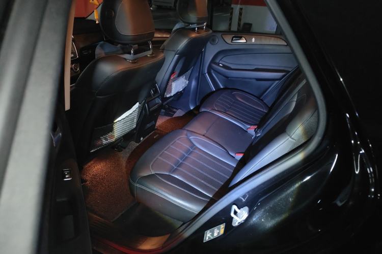 Used Mercedes-Benz GLE 2017 GLE 320 4MATIC Dynamic Model Left Rear Seat