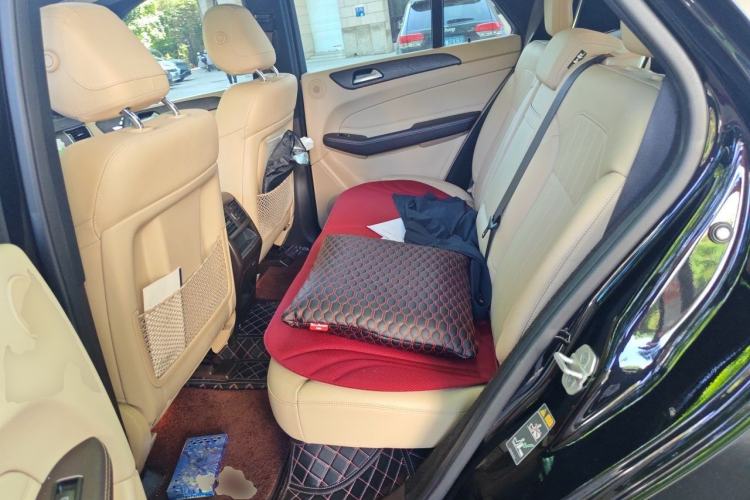 Used Mercedes-Benz GLE 2017 GLE 400 4MATIC Left Rear Seat