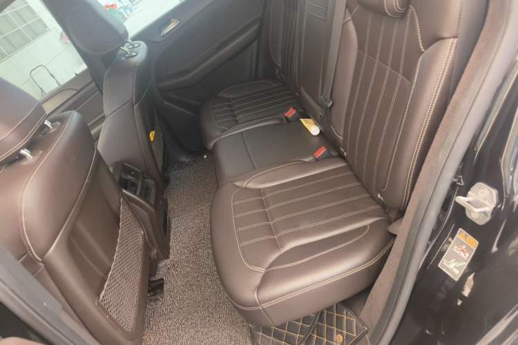 Used Mercedes-Benz GLE 2017 GLE 320 4MATIC Luxury Model Left Rear Seat