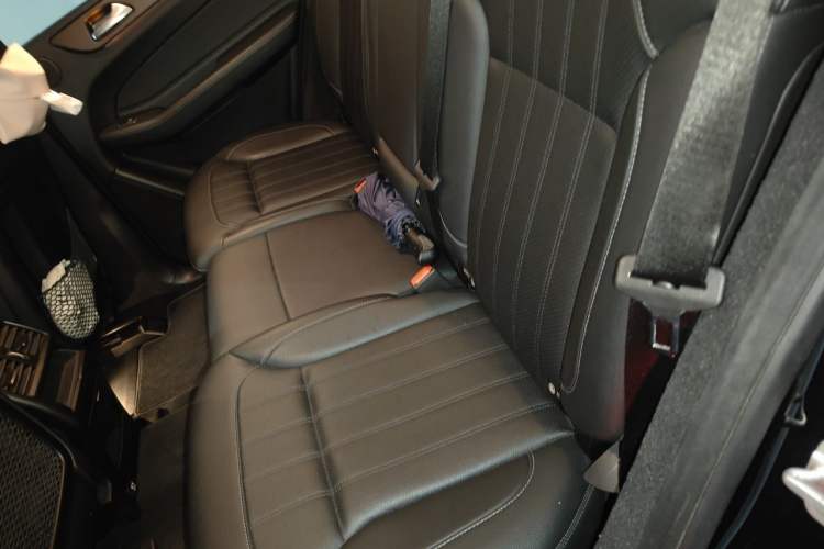 Used Mercedes-Benz GLE 2017 GLE 400 4MATIC Left Rear Seat