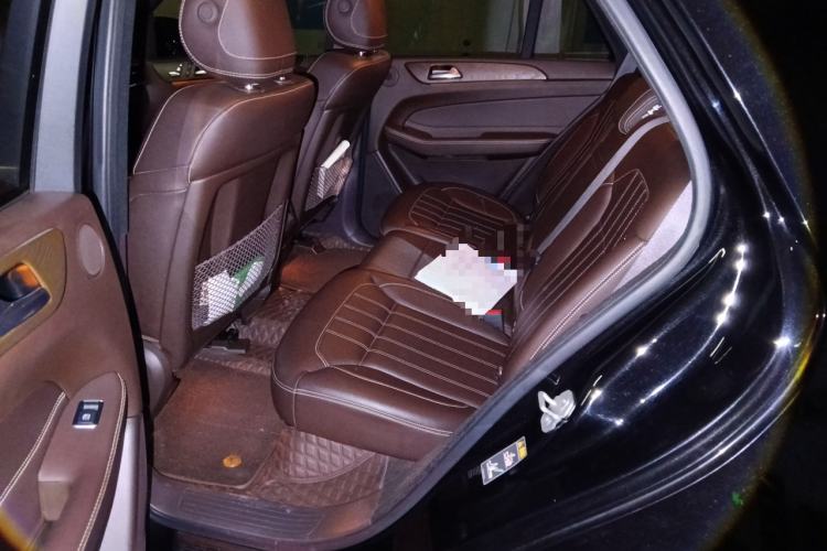 Used Mercedes-Benz GLE 2017 GLE 400 4MATIC Left Rear Seat