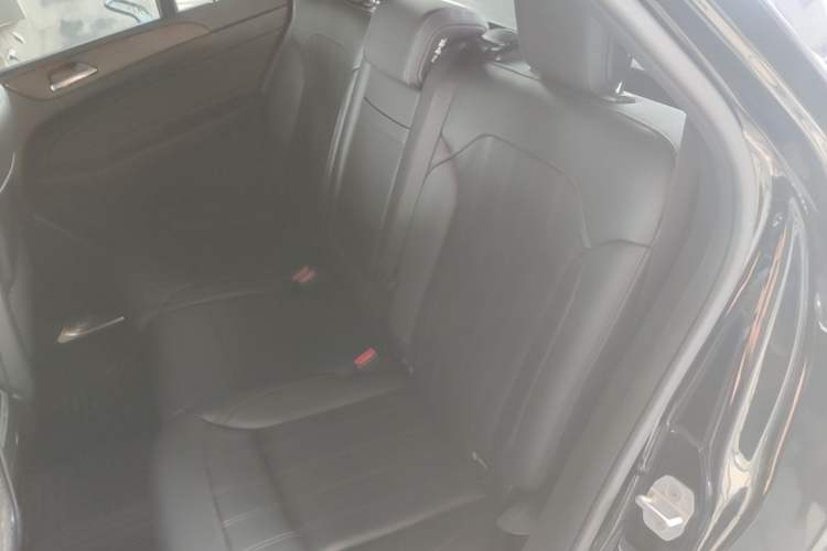 Used Mercedes-Benz GLE 2017 GLE 400 4MATIC Left Rear Seat