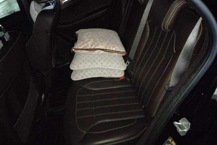 Used Mercedes-Benz GLE 2017 GLE 400 4MATIC Left Rear Seat