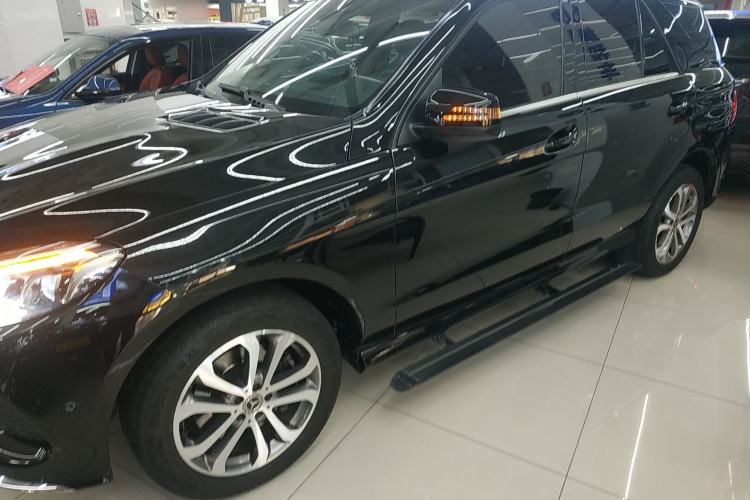 Used Mercedes-Benz GLE 2017 GLE 320 4MATIC Dynamic Model Left Side