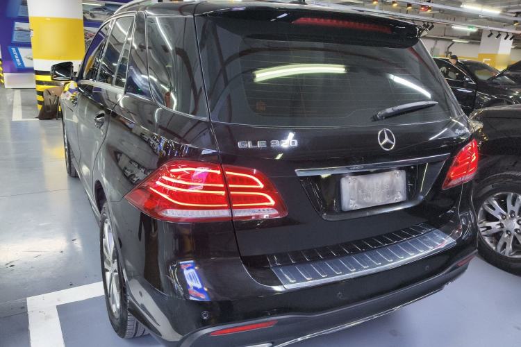 Used Mercedes-Benz GLE 2017 GLE 320 4MATIC Dynamic Model Rear Left 45 Deg