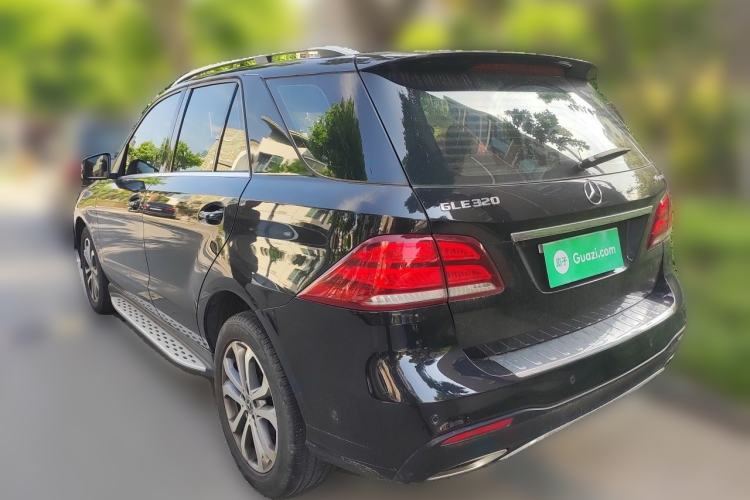 Used Mercedes-Benz GLE 2017 GLE 320 4MATIC Dynamic Model Rear Left 45 Deg
