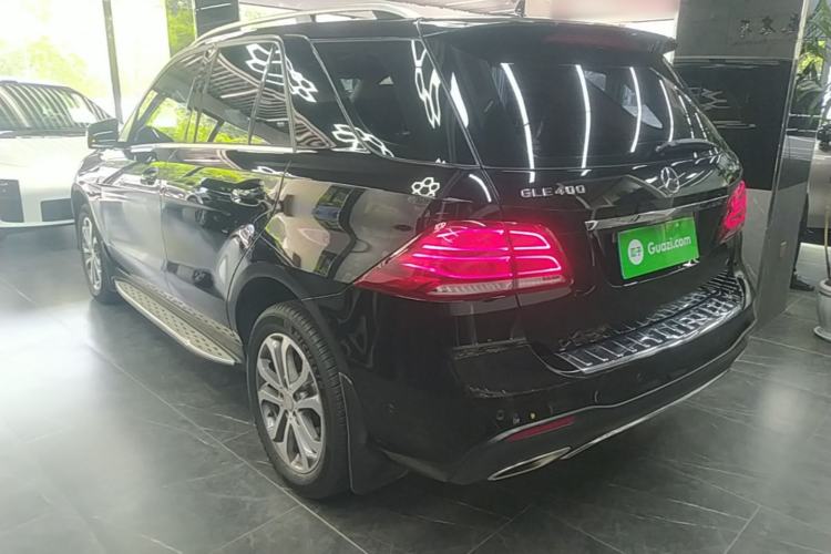 Used Mercedes-Benz GLE 2017 GLE 320 4MATIC Dynamic Model Rear Left 45 Deg