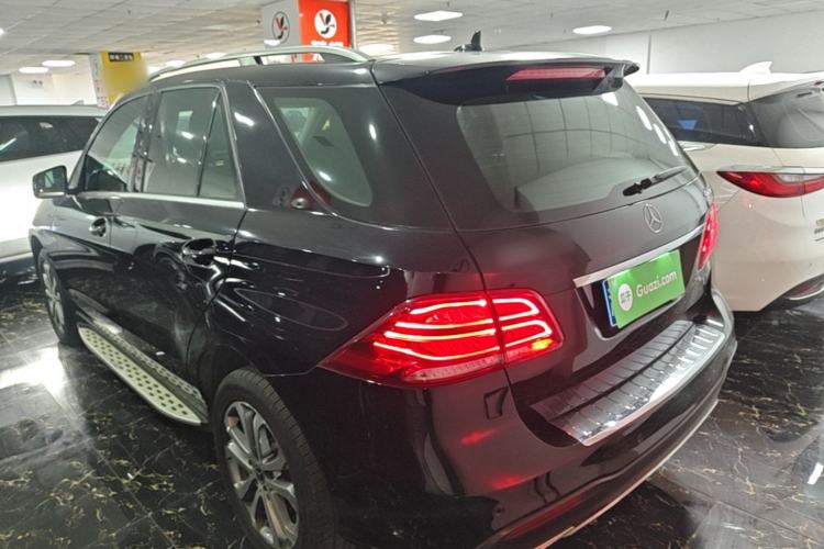 Used Mercedes-Benz GLE 2017 GLE 320 4MATIC Dynamic Model Rear Left 45 Deg