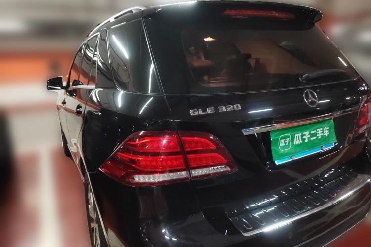 Used Mercedes-Benz GLE 2017 GLE 320 4MATIC Dynamic Model Rear Left 45 Deg