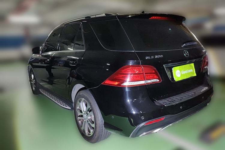 Used Mercedes-Benz GLE 2017 GLE 320 4MATIC Dynamic Model Rear Left 45 Deg