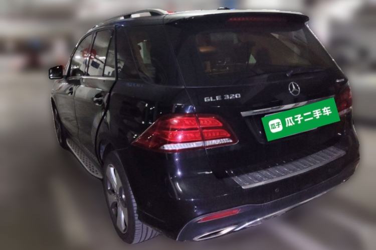 Used Mercedes-Benz GLE 2017 GLE 320 4MATIC Luxury Model Rear Left 45 Deg