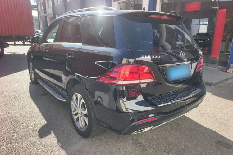 Used Mercedes-Benz GLE 2017 GLE 320 4MATIC Dynamic Model Rear Left 45 Deg