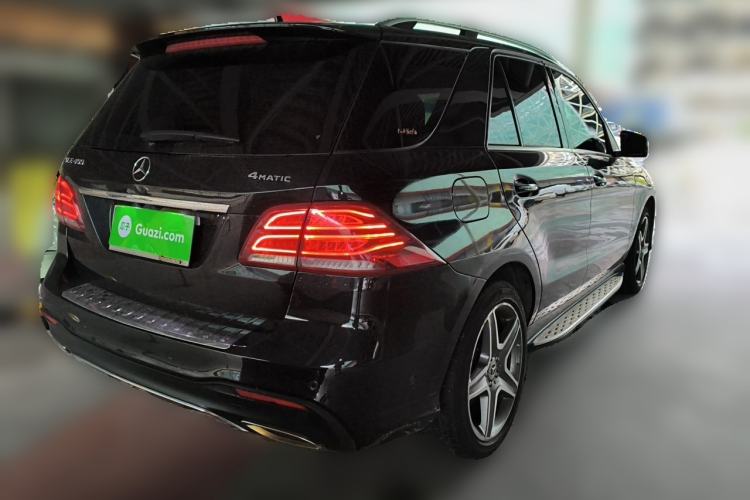 Used Mercedes-Benz GLE 2017 GLE 400 4MATIC Rear Right 45 Deg