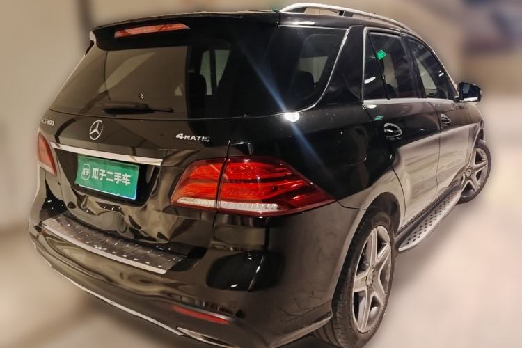 Used Mercedes-Benz GLE 2017 GLE 400 4MATIC Rear Right 45 Deg