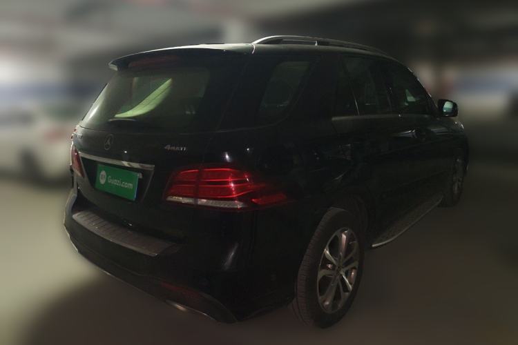 Used Mercedes-Benz GLE 2017 GLE 320 4MATIC Dynamic Model Rear Right 45 Deg