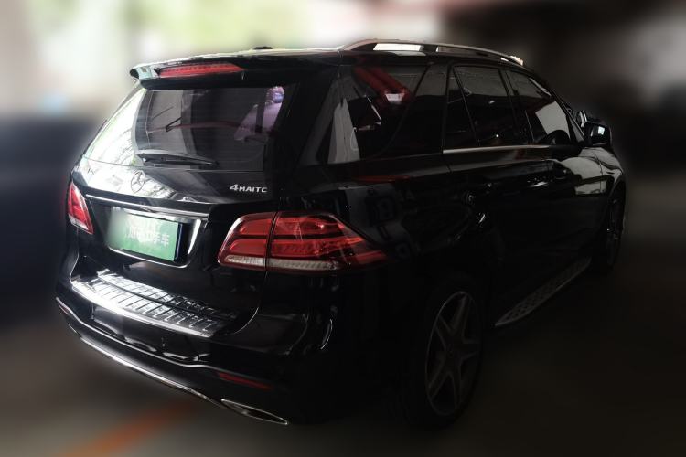 Used Mercedes-Benz GLE 2017 GLE 400 4MATIC Rear Right 45 Deg