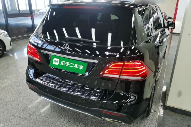 Used Mercedes-Benz GLE 2017 GLE 320 4MATIC Dynamic Model Rear Right 45 Deg