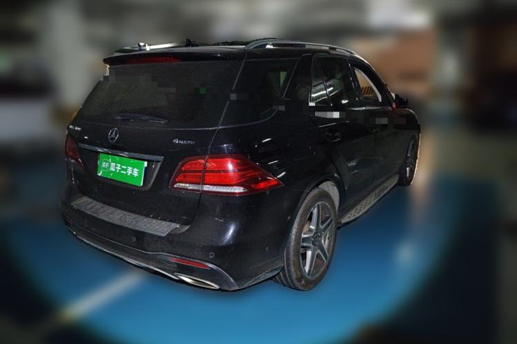 Used Mercedes-Benz GLE 2017 GLE 400 4MATIC Rear Right 45 Deg
