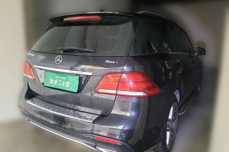 Used Mercedes-Benz GLE 2017 GLE 400 4MATIC Rear Right 45 Deg