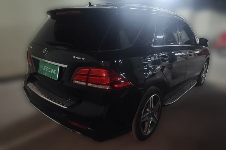 Used Mercedes-Benz GLE 2017 GLE 400 4MATIC Rear Right 45 Deg